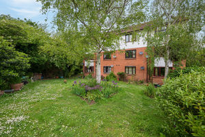 Photo 9- click for photo gallery